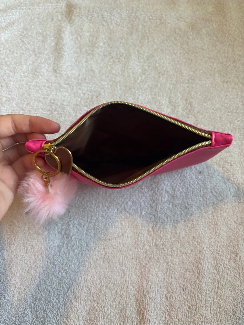 N/A perfect pouch